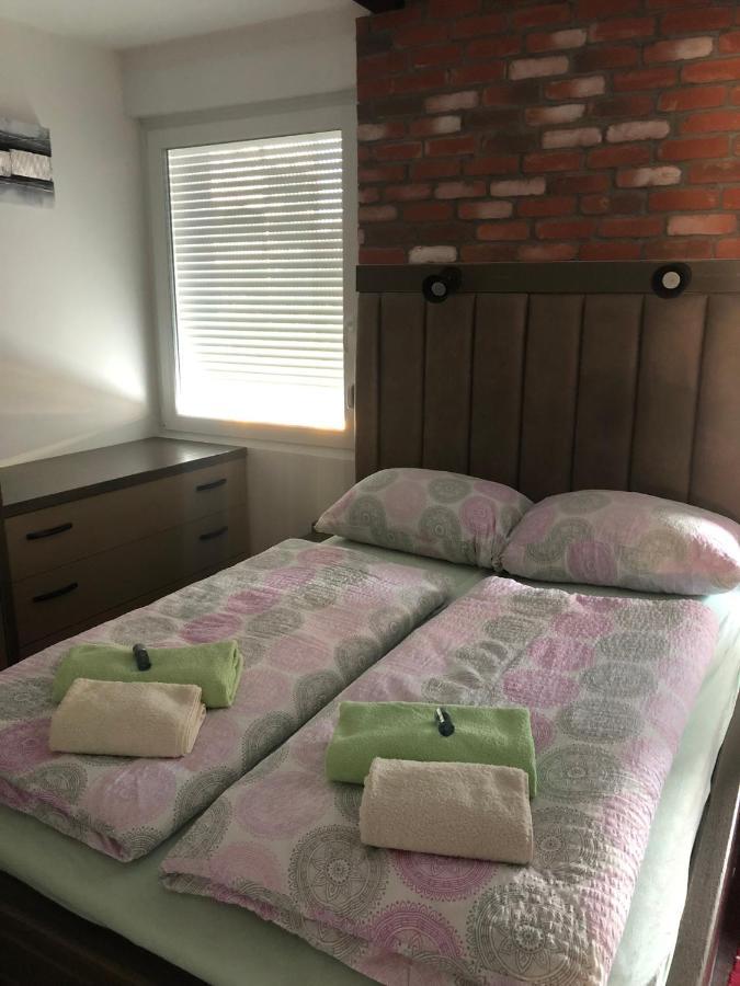 Apartman Mirek Διαμέρισμα Βαράζντιν Εξωτερικό φωτογραφία