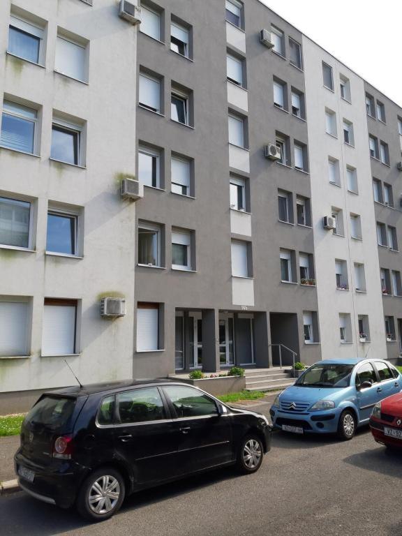 Apartman Mirek Διαμέρισμα Βαράζντιν Εξωτερικό φωτογραφία